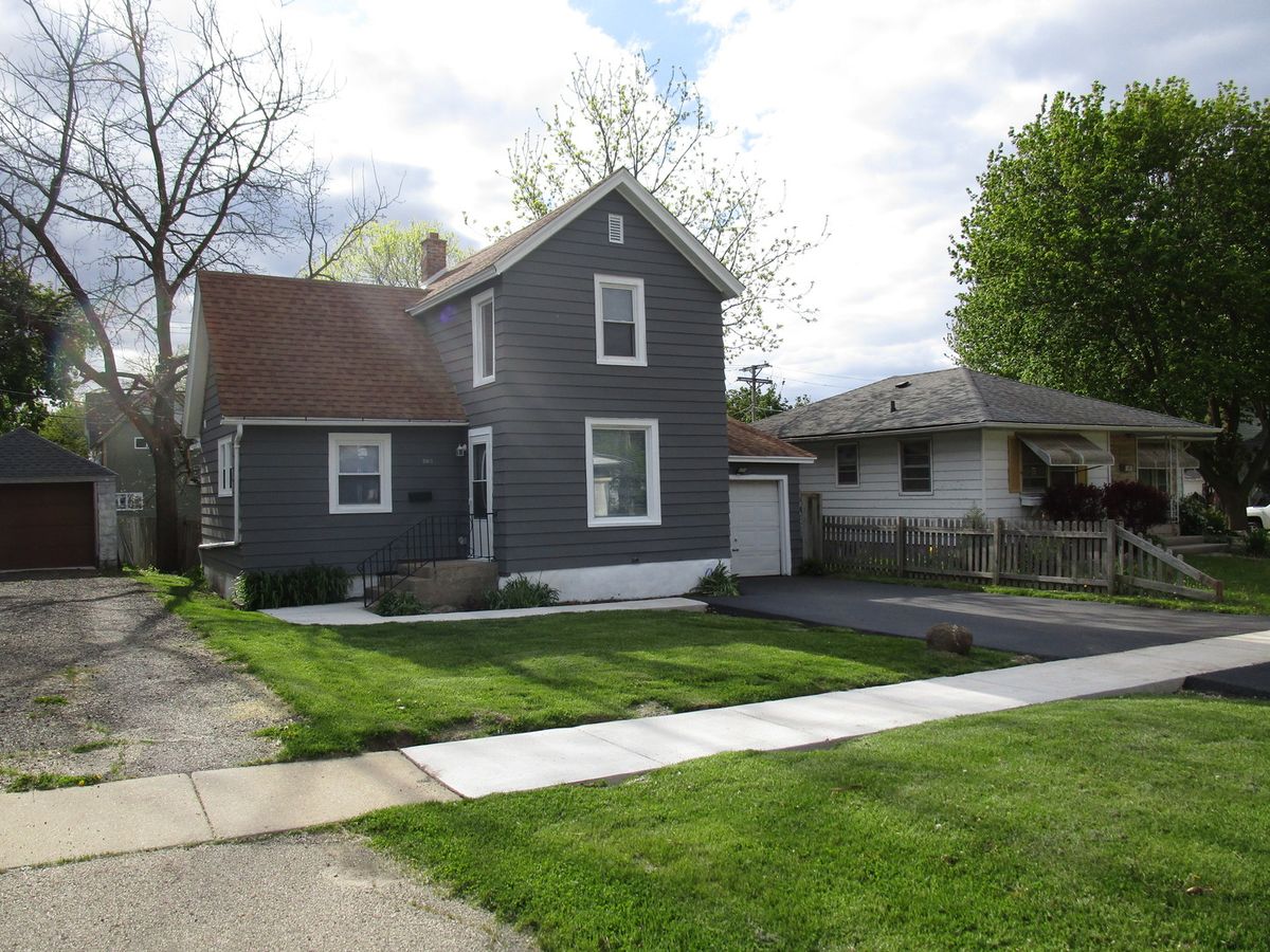 508 Hart Street, Harvard, IL 60033