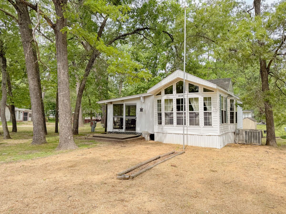 3/58 & 59 Woodhaven, Sublette, IL 61367