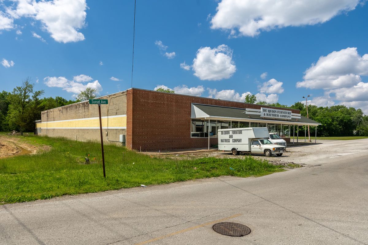 745B Sunset Avenue, Duquoin, IL 62832