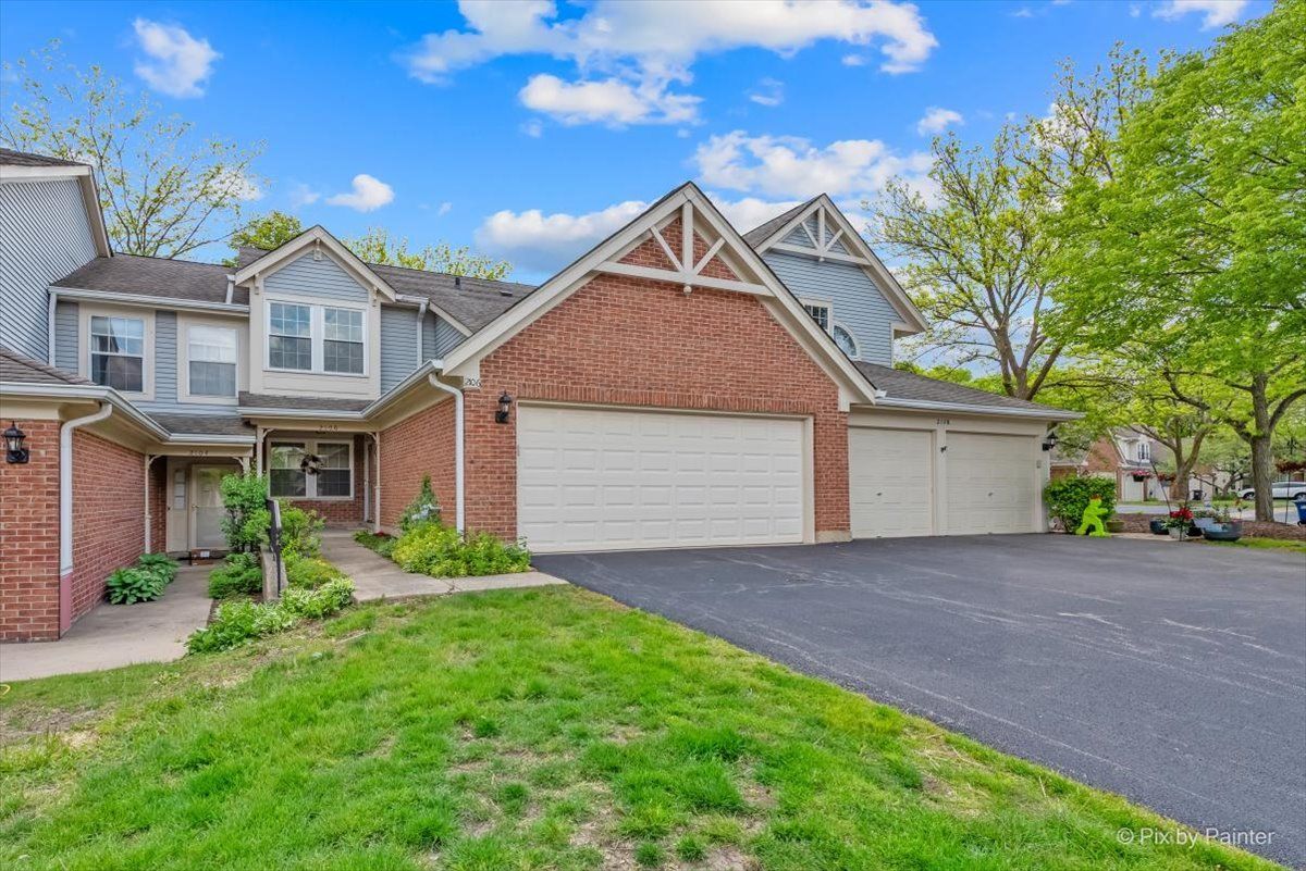 2106 Glasgow Court, Hanover Park, IL 60133