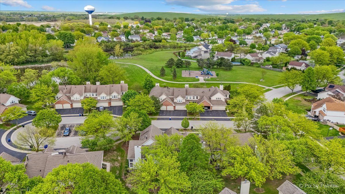 2106 Glasgow Court, Hanover Park, IL 60133