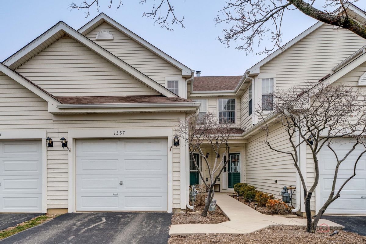1357 Candlestick Way, Waukegan, IL 60085