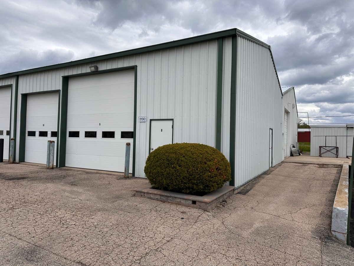 213 Nebraska Street, Elburn, IL 60119