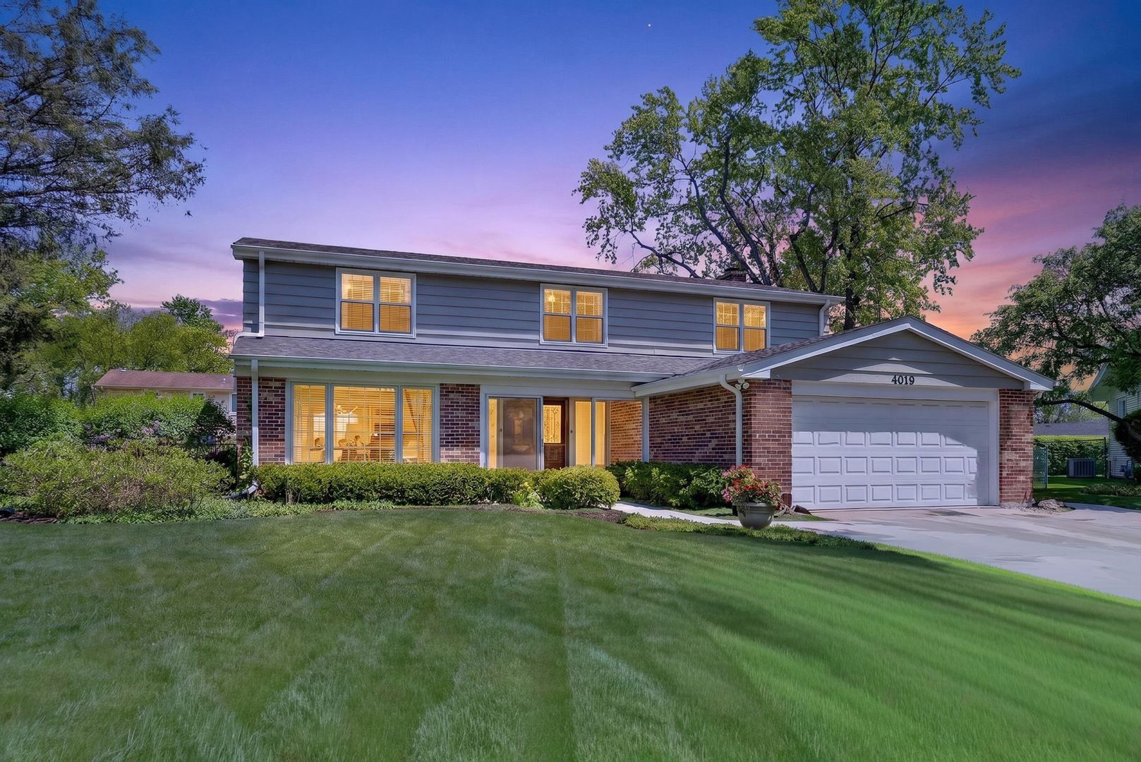 4019 Crestwood Drive — Northbrook, IL 60062
