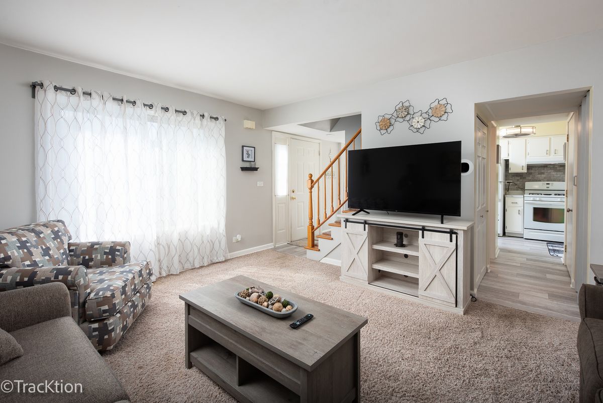 6 Tower Court, Downers Grove, IL 60516