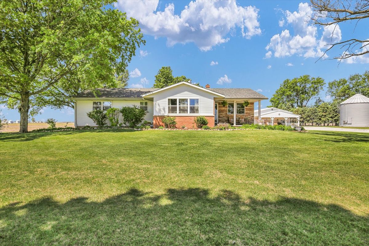 2429 County Road 2200 E, St. Joseph, IL 61873