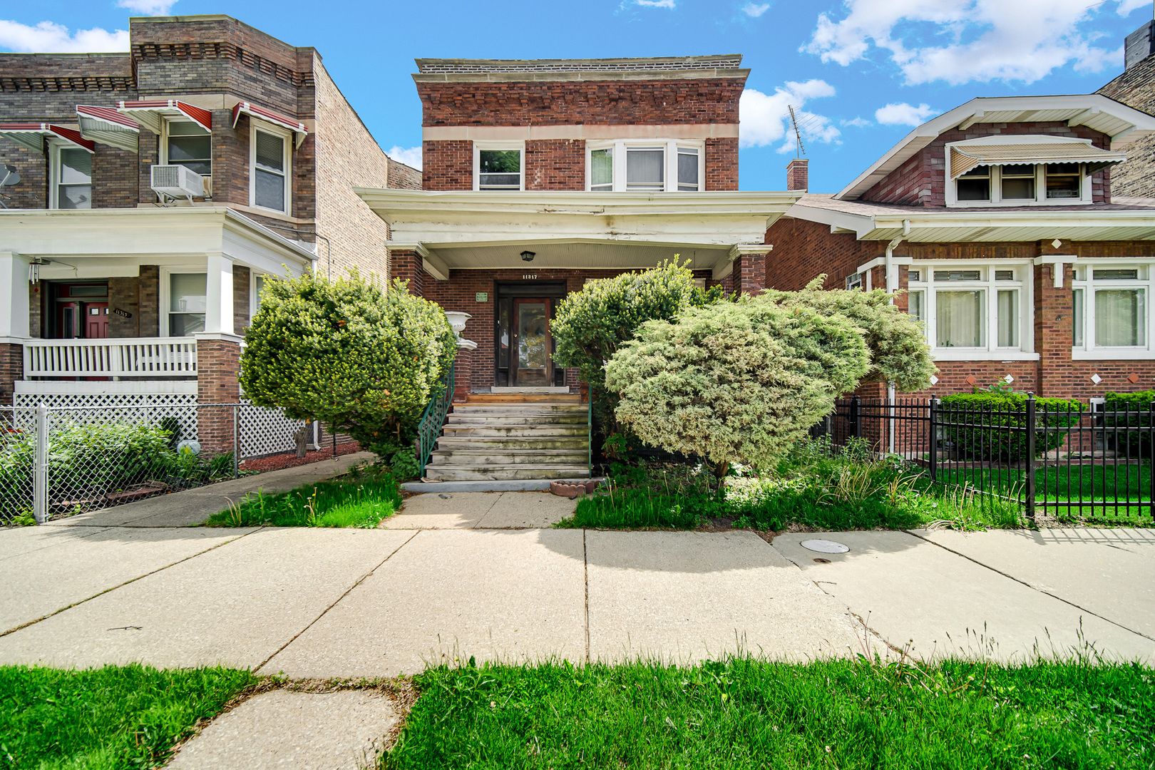 11317 S Indiana Avenue — Chicago, IL 60628