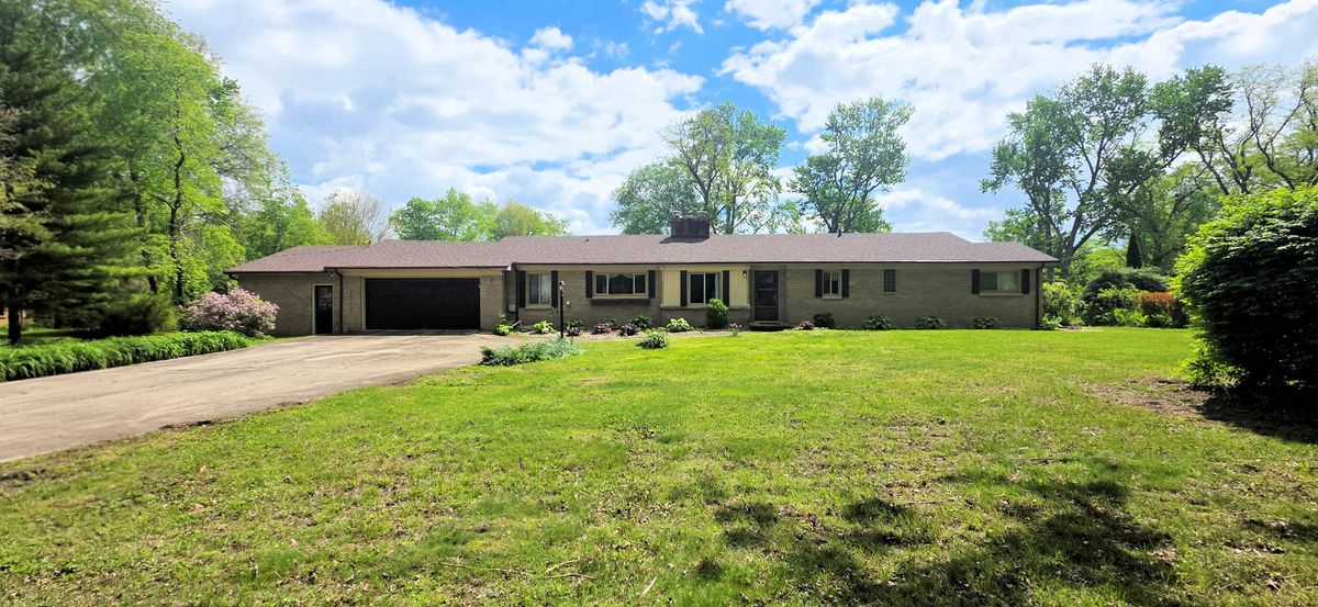 2856 3500S Road, Kankakee, IL 60901