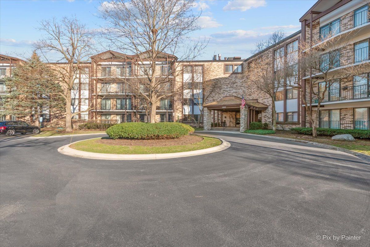 1400 Yarmouth Place, Mount Prospect, IL 60056