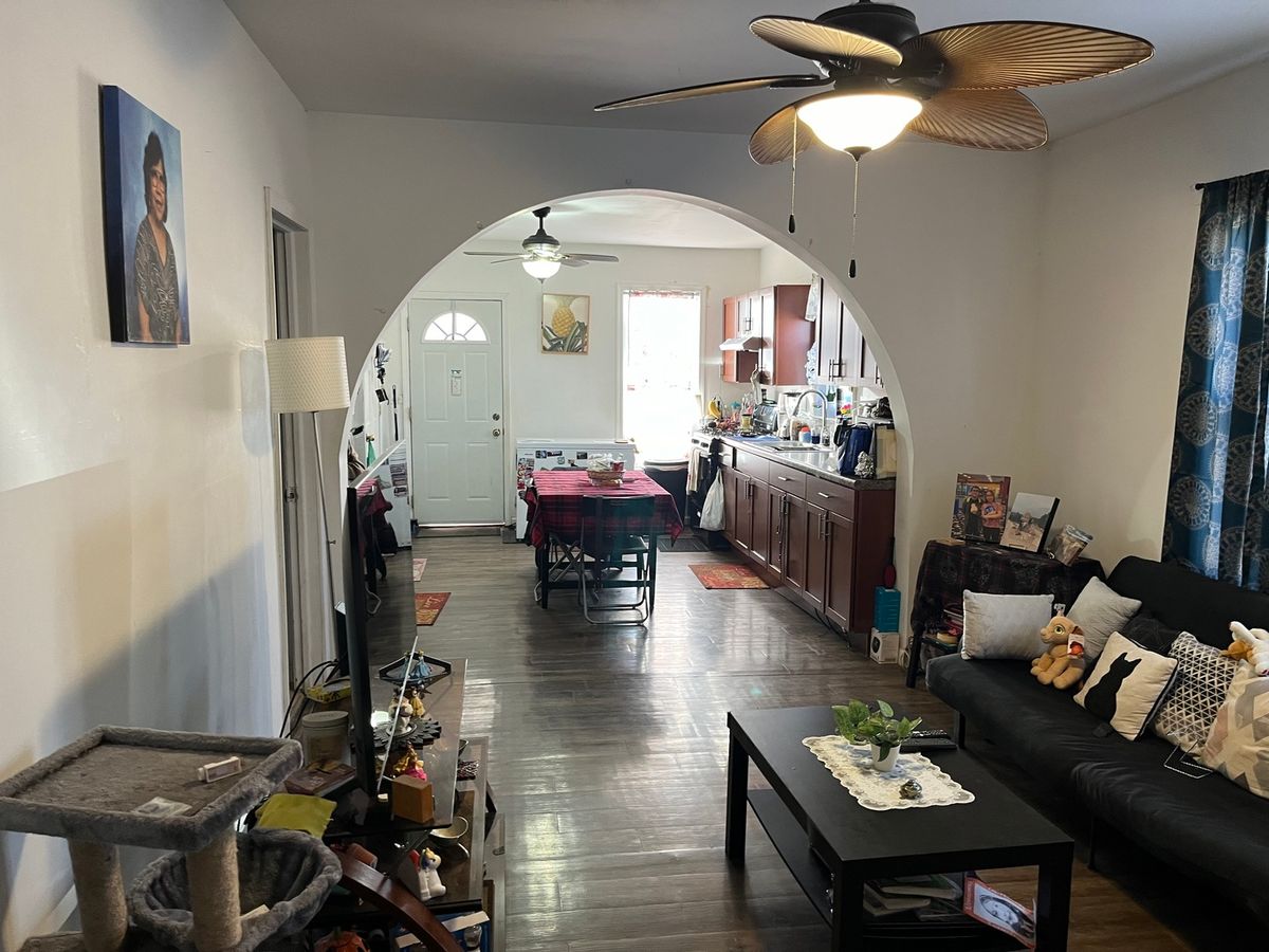 1202 1st Avenue, Rochelle, IL 61068