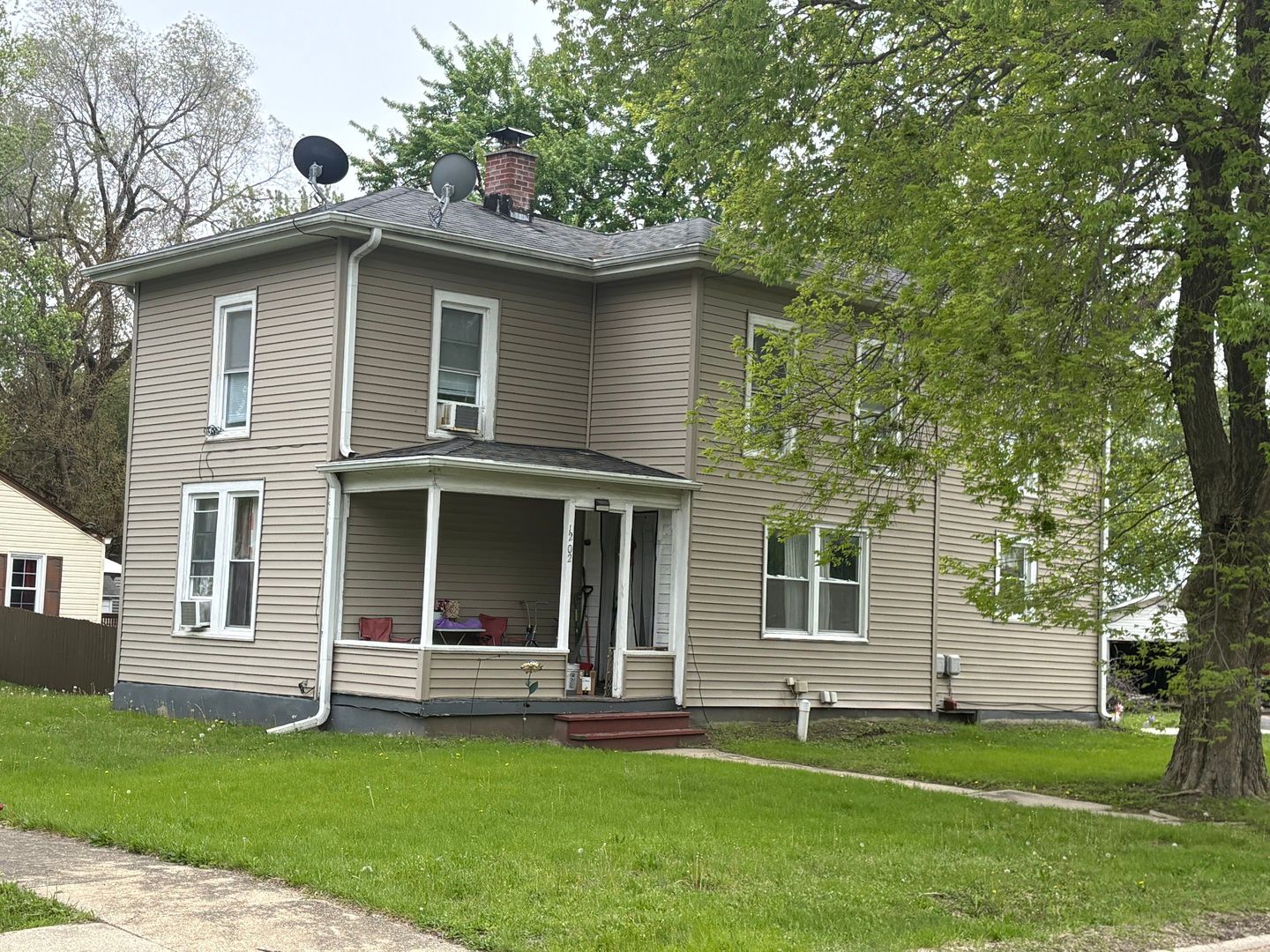 1202 1st Avenue — Rochelle, IL 61068