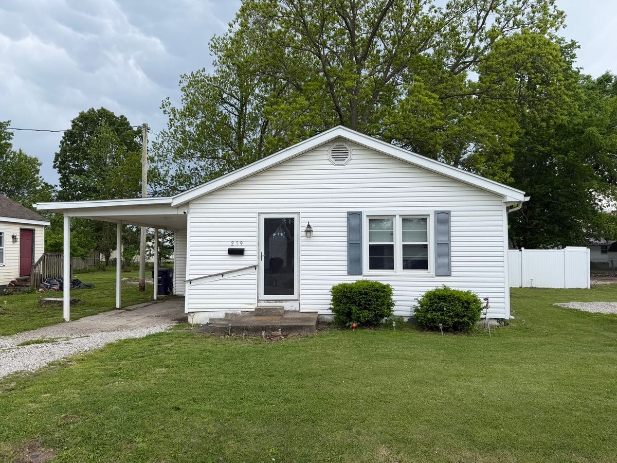 219 Williams Street, Salem, IL 62881