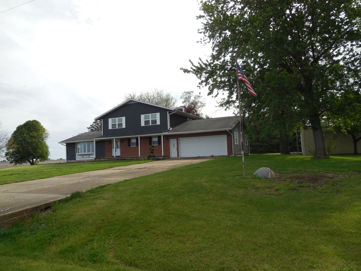 24704 2200 East Street, Ohio, IL 61349