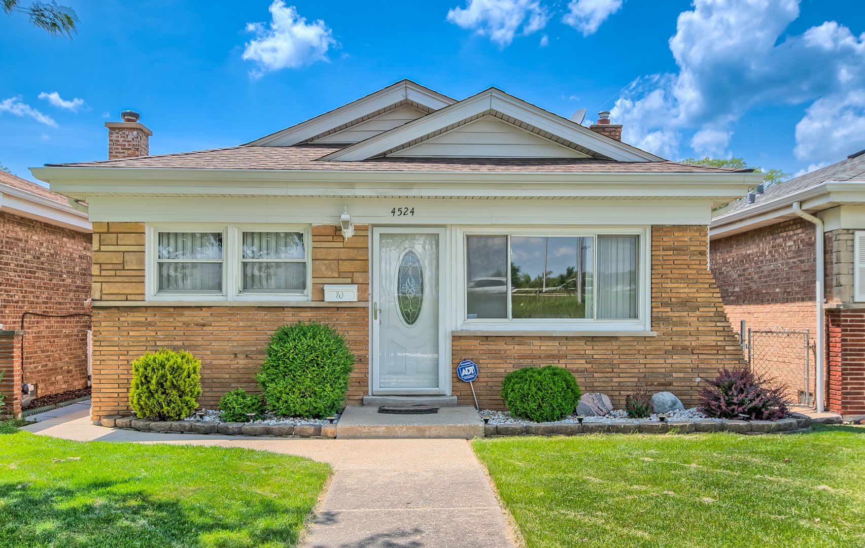 4524 1st Avenue — Lyons, IL 60534