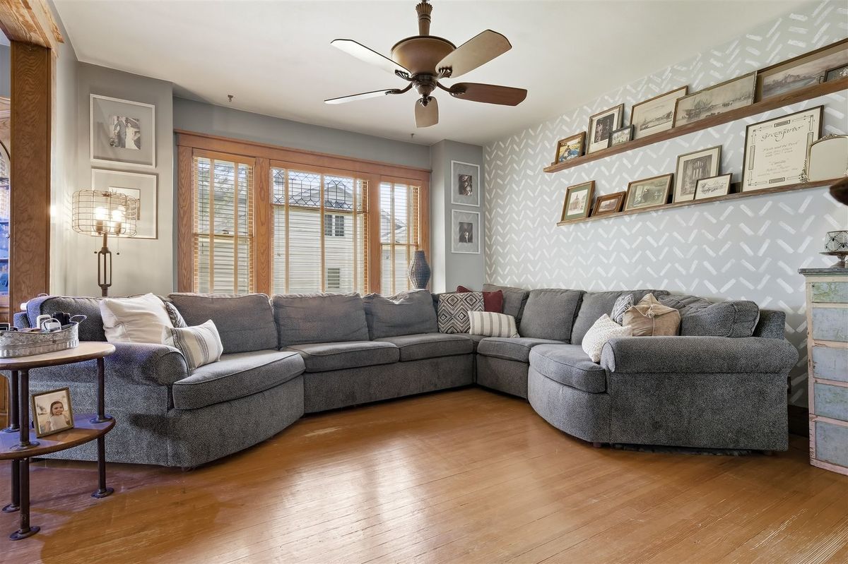 405 N Franklin Street, Roanoke, IL 61561