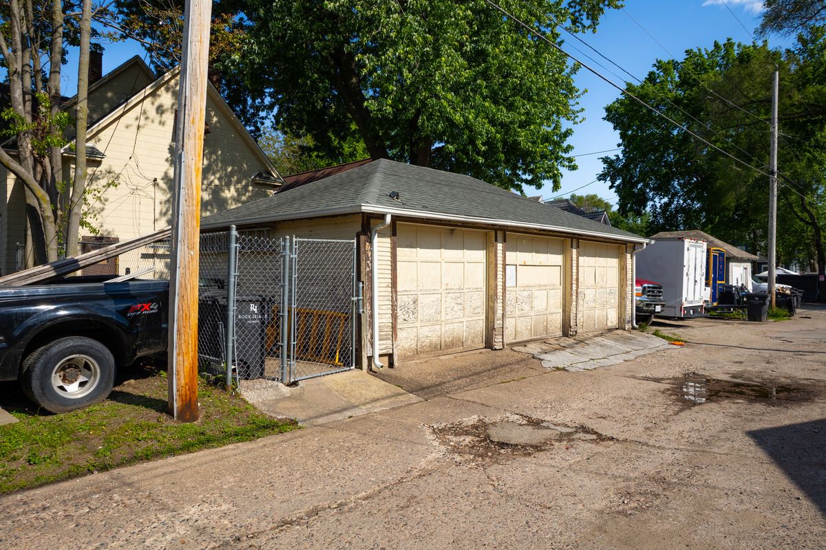 1030 15TH Street, Rock Island, IL 61201