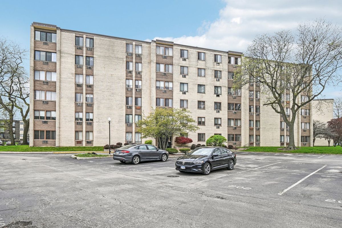 9740 Pulaski Road, Oak Lawn, IL 60453