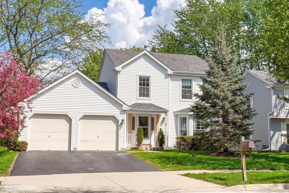 103 Sterling Heights Road, Vernon Hills, IL 60061