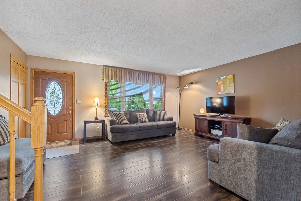 14305 S Pebble Creek Drive, Homer Glen, IL 60491