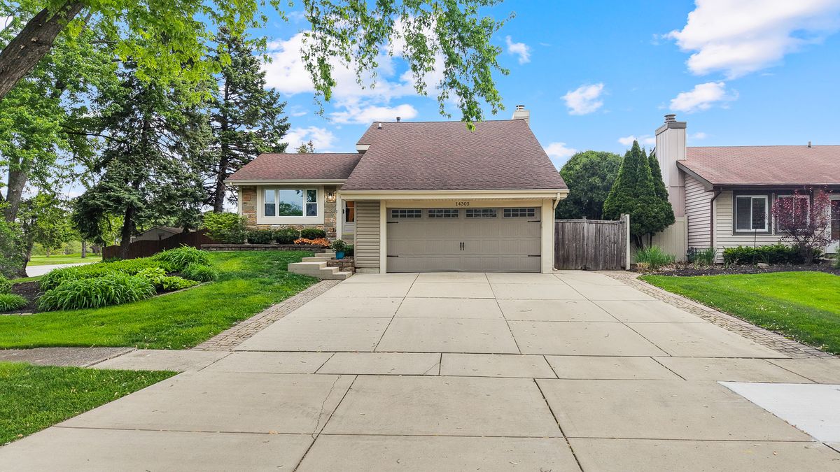 14305 S Pebble Creek Drive, Homer Glen, IL 60491
