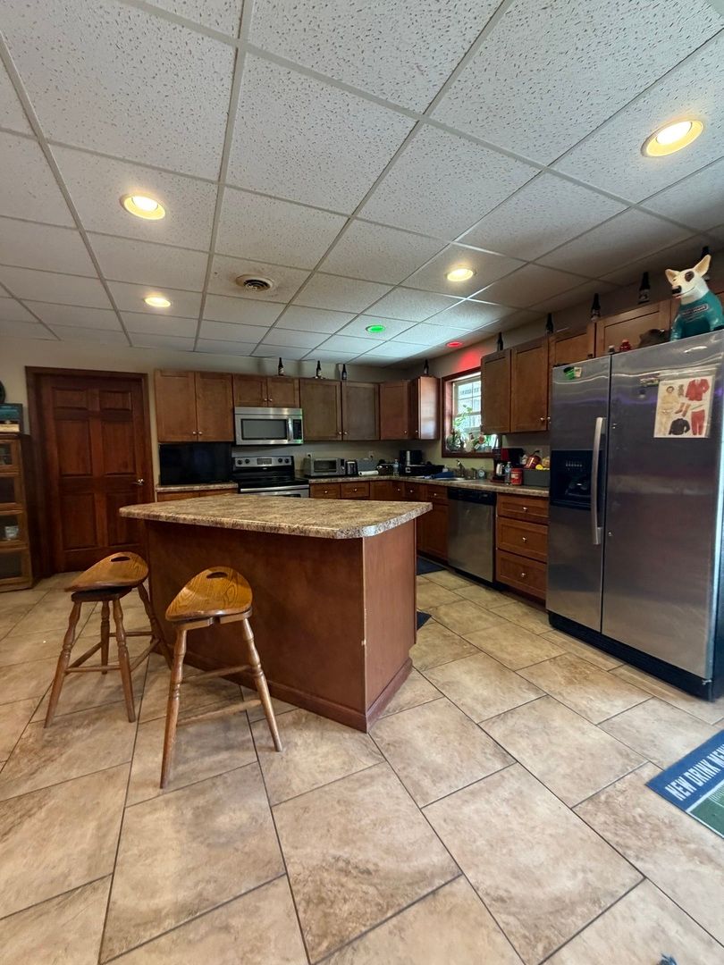 10973 Prestwick Drive, Benton, IL 62812