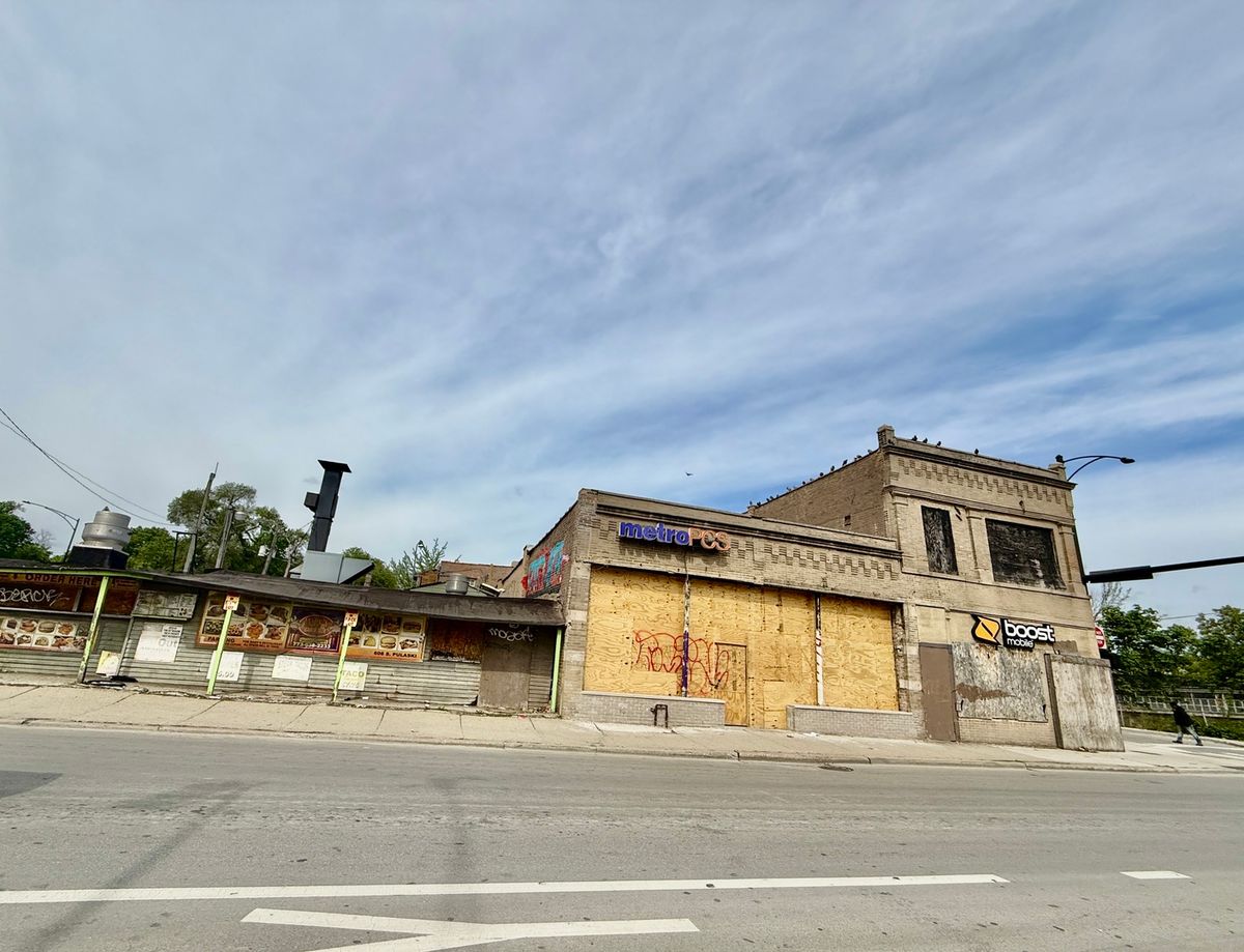600-606 Pulaski Road, Chicago, IL 60624