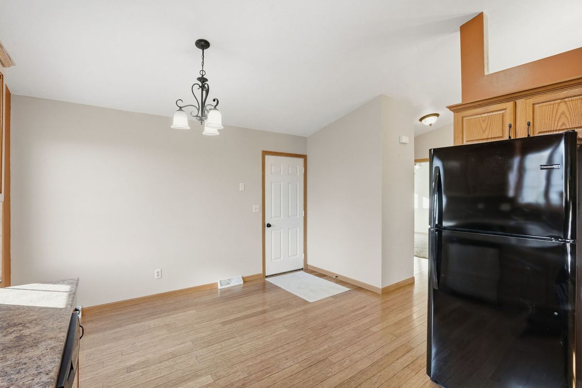1509 #3 12th Avenue, Orion, IL 61273