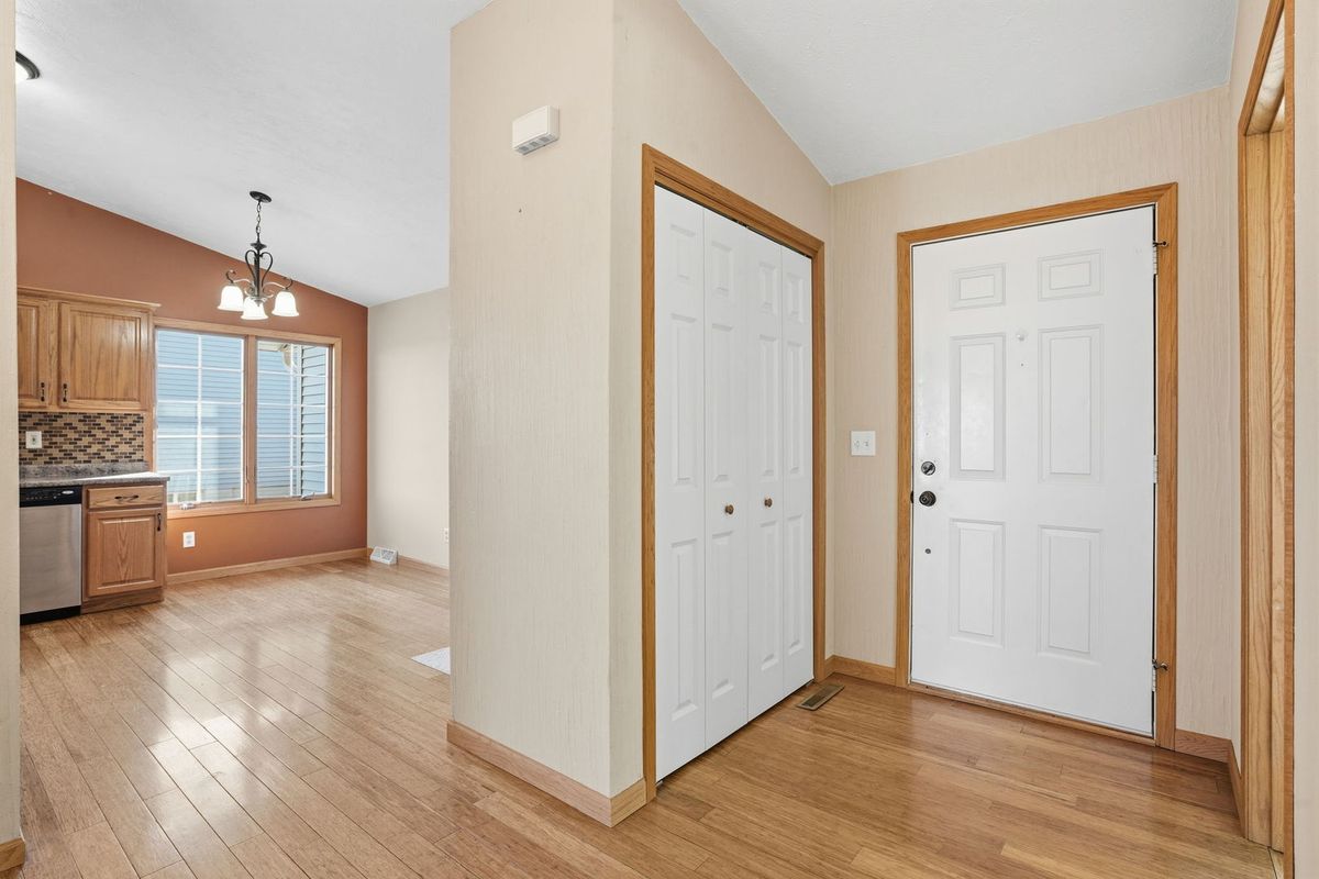 1509 #3 12th Avenue, Orion, IL 61273