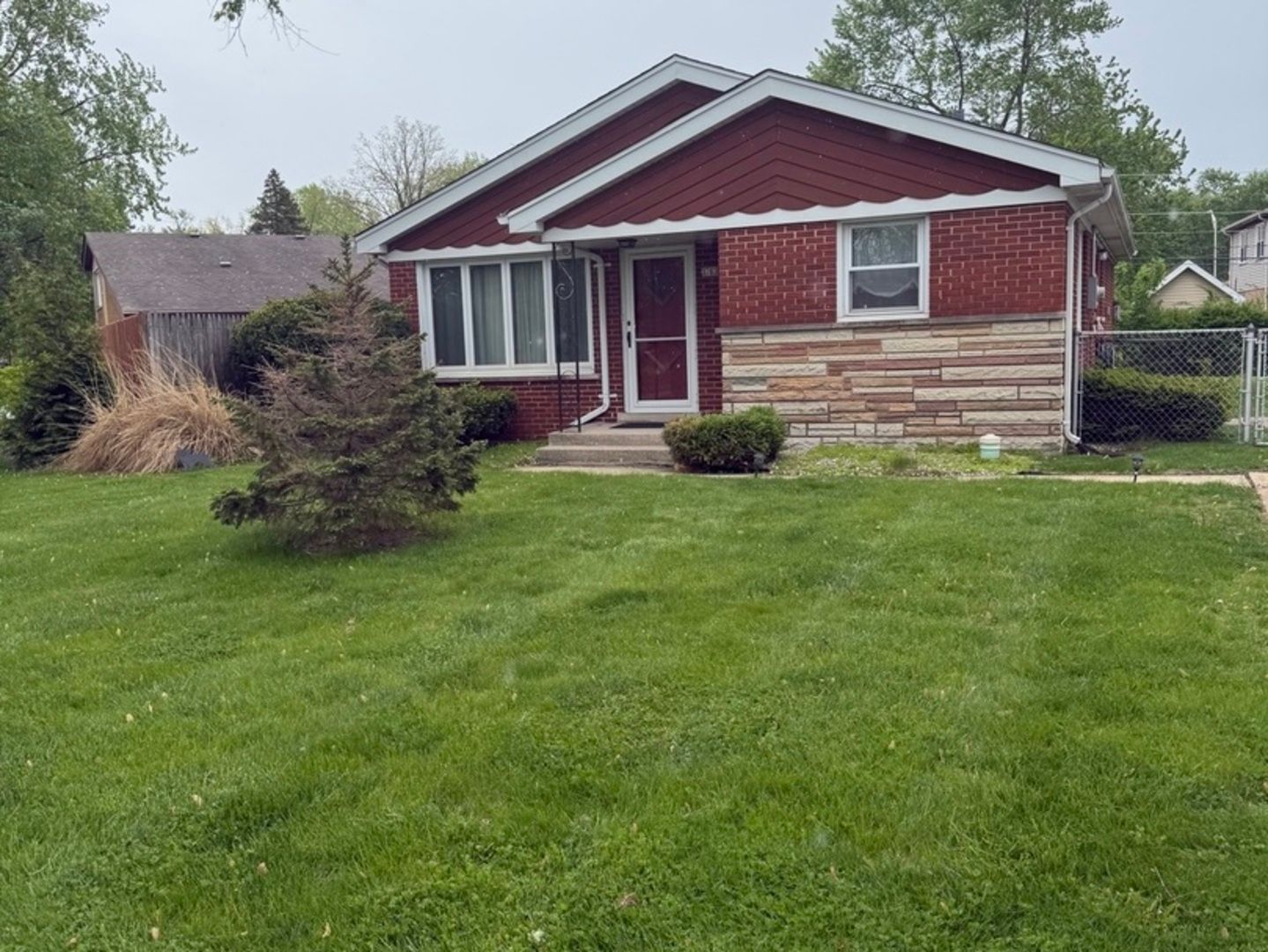 3763 153rd Street — Midlothian, IL 60445