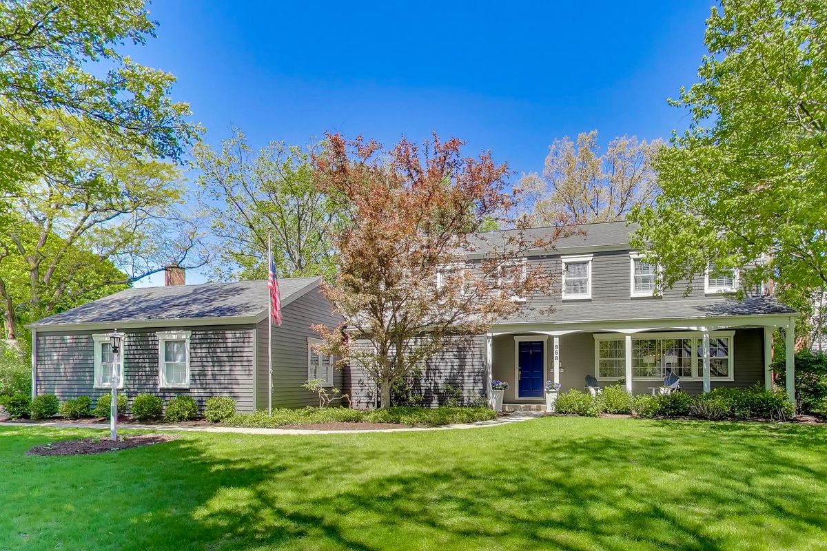858 Woodbine Lane, Northbrook, IL 60062