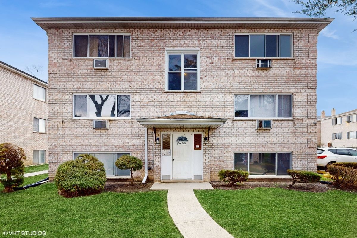 10362 Michael Todd Terrace, Glenview, IL 60025