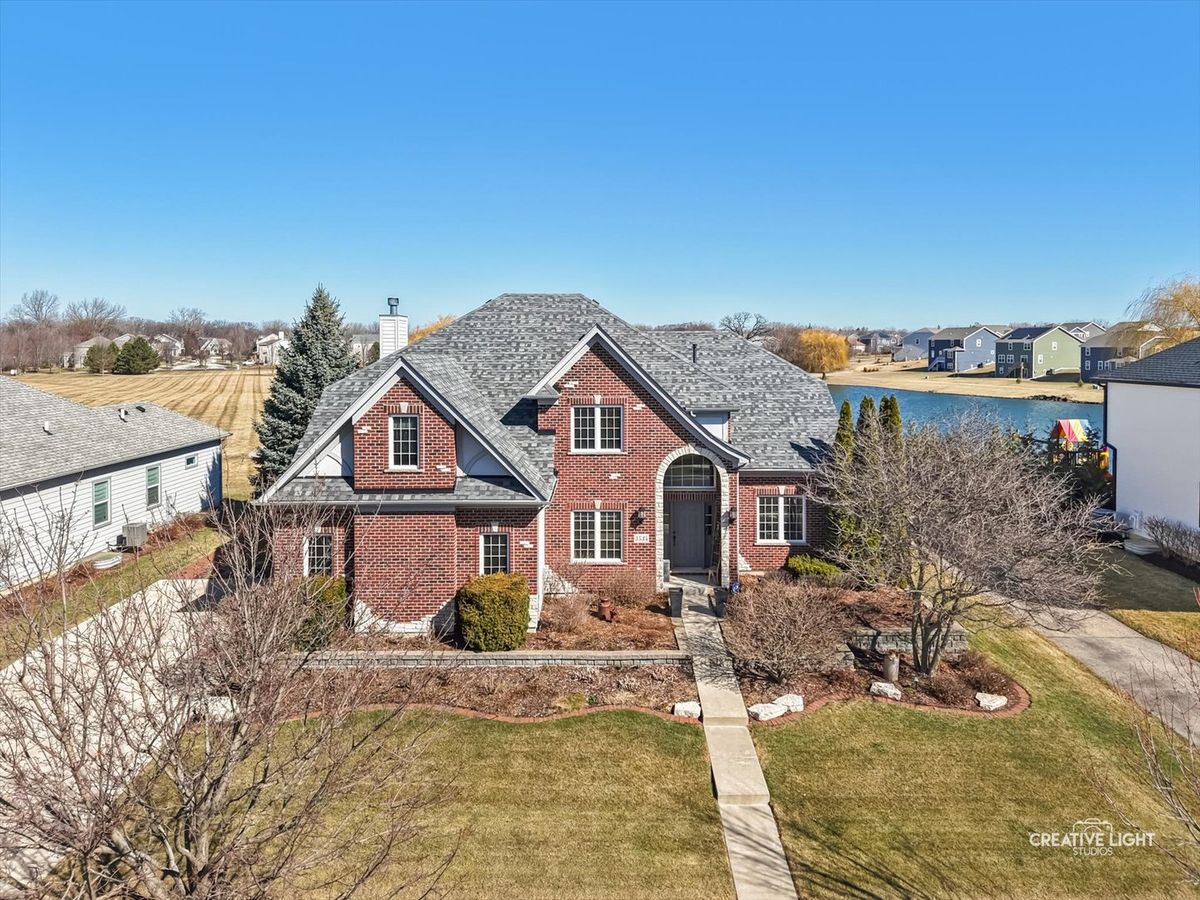 3534 Hidden Fawn Drive, Elgin, IL 60124