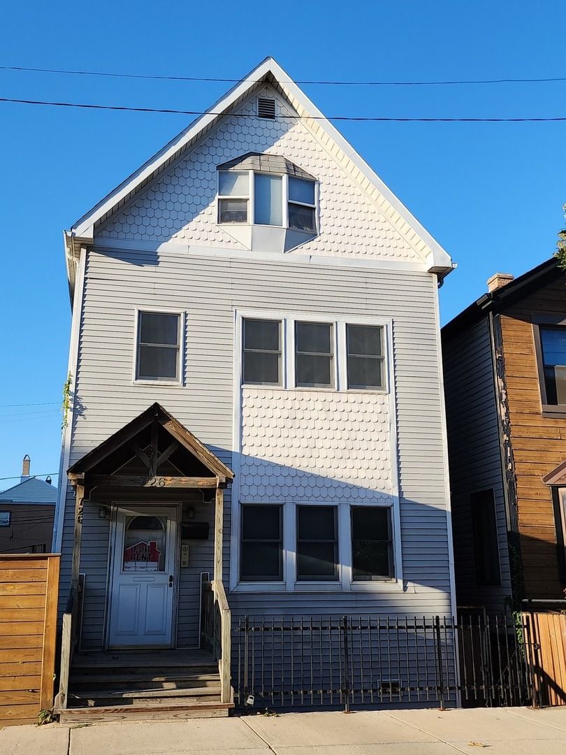 726 17th Street, Chicago, IL 60616