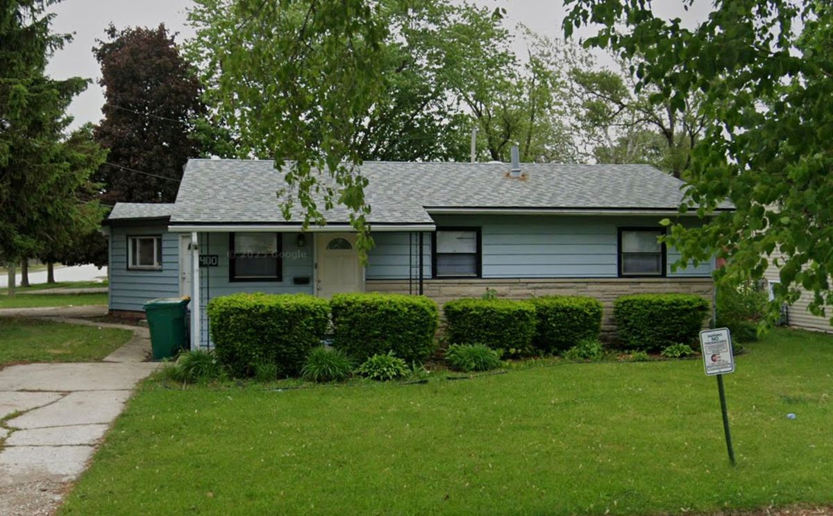 400 Bellarmine Drive, Joliet, IL 60436