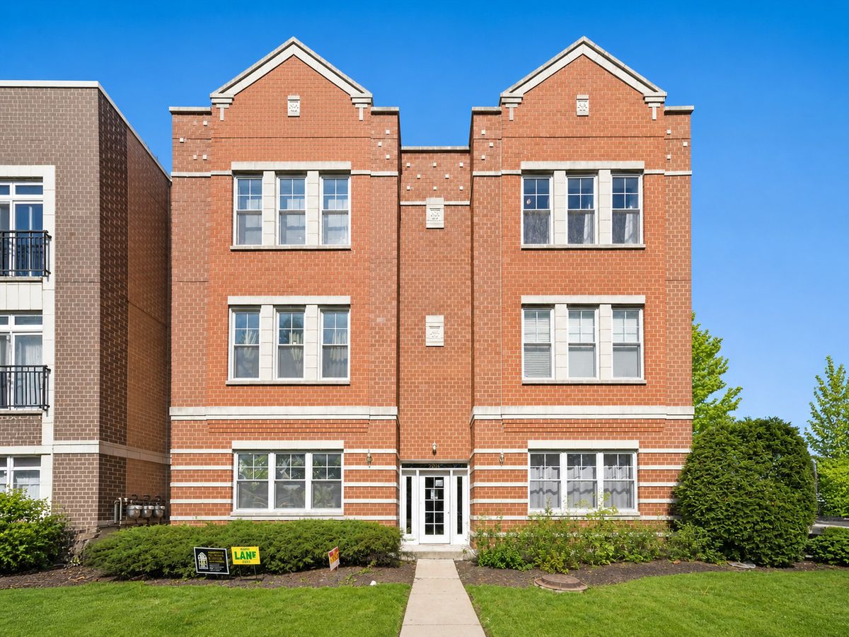 2204 NATCHEZ Avenue, Chicago, IL 60707