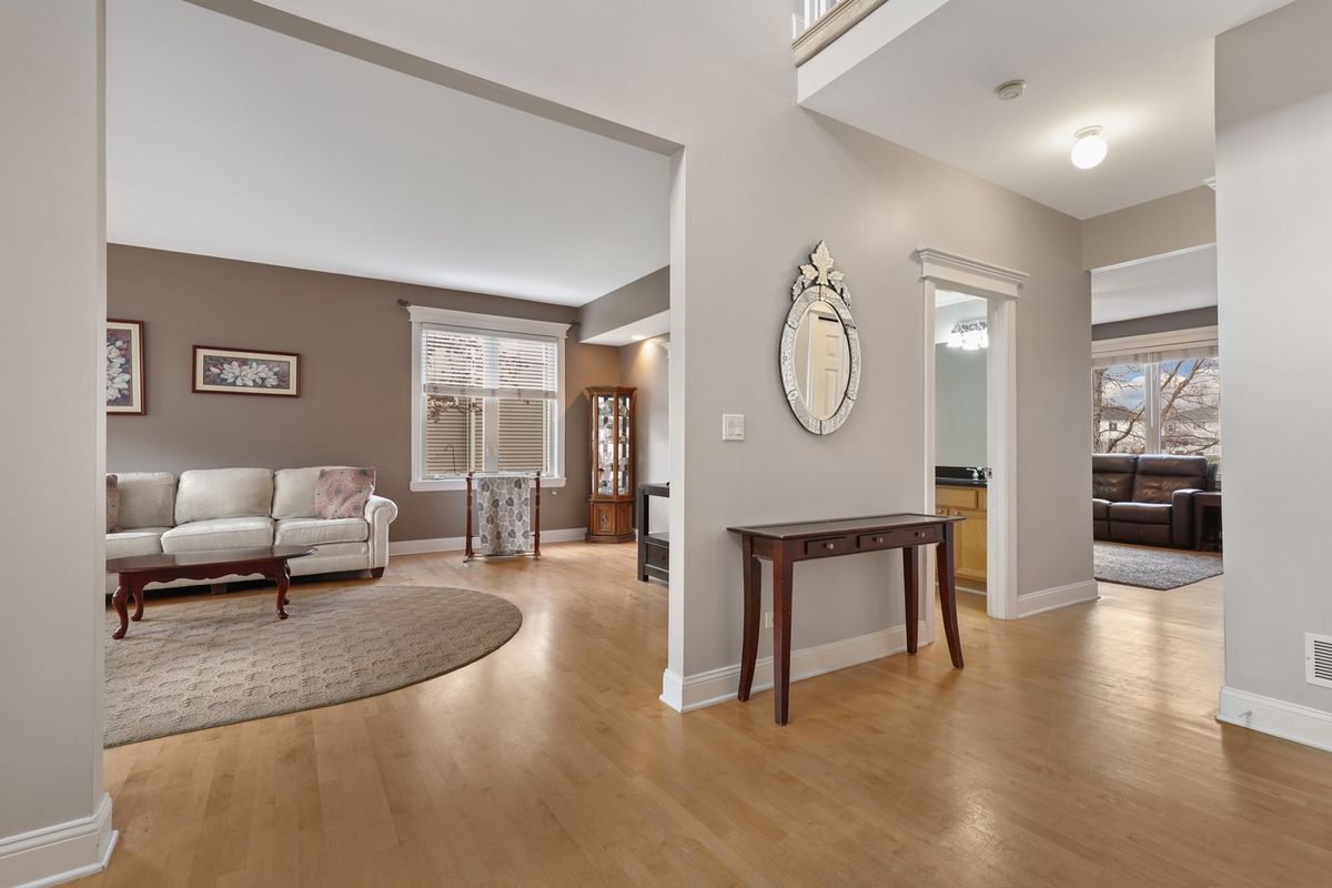 26545 S Jacob Drive, Channahon, IL 60410