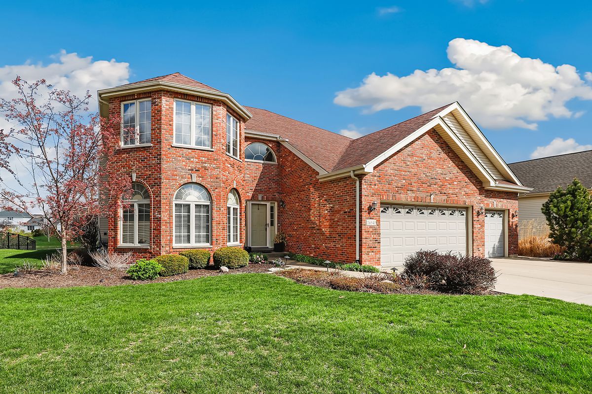 26545 S Jacob Drive, Channahon, IL 60410