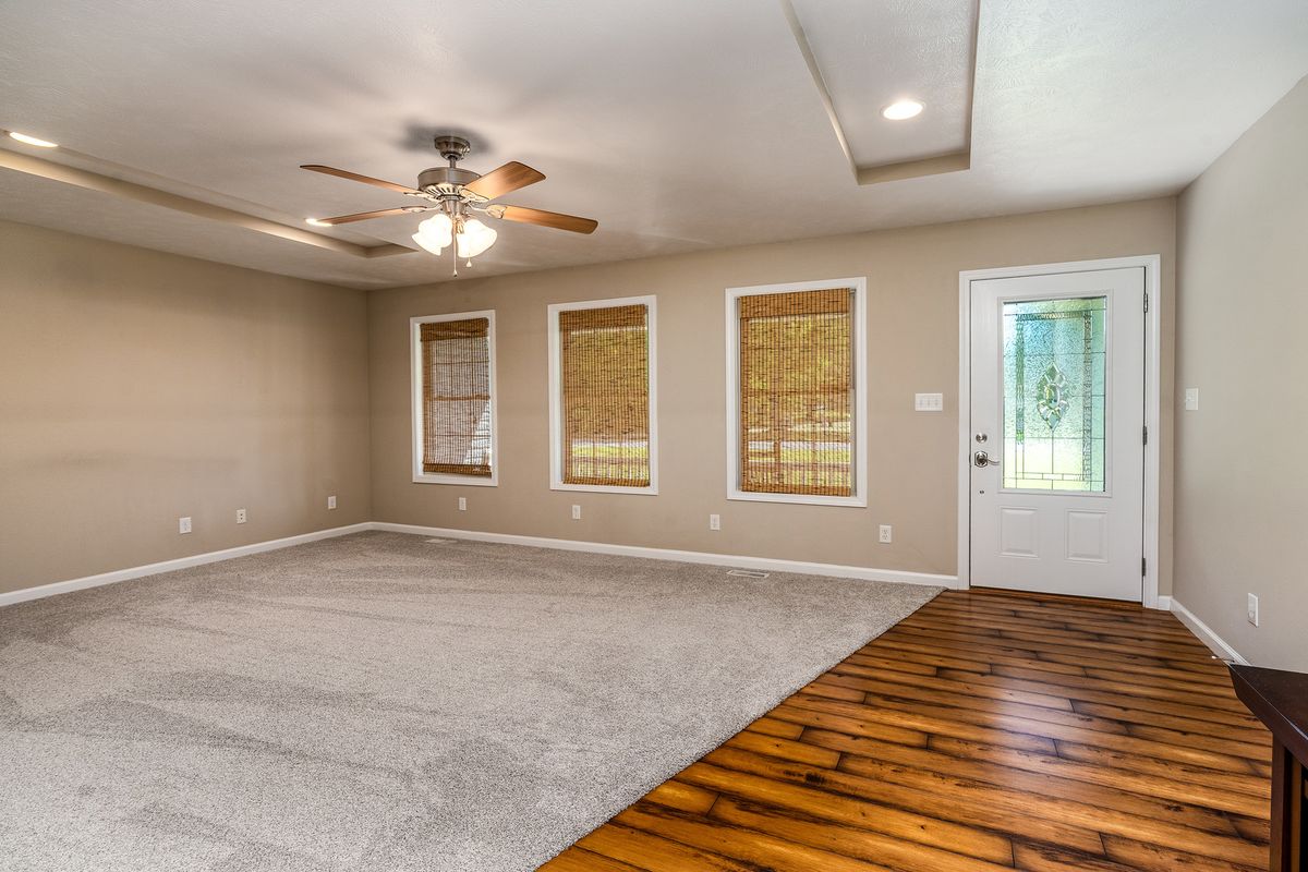 1100 Samantha Drive, Carterville, IL 62918