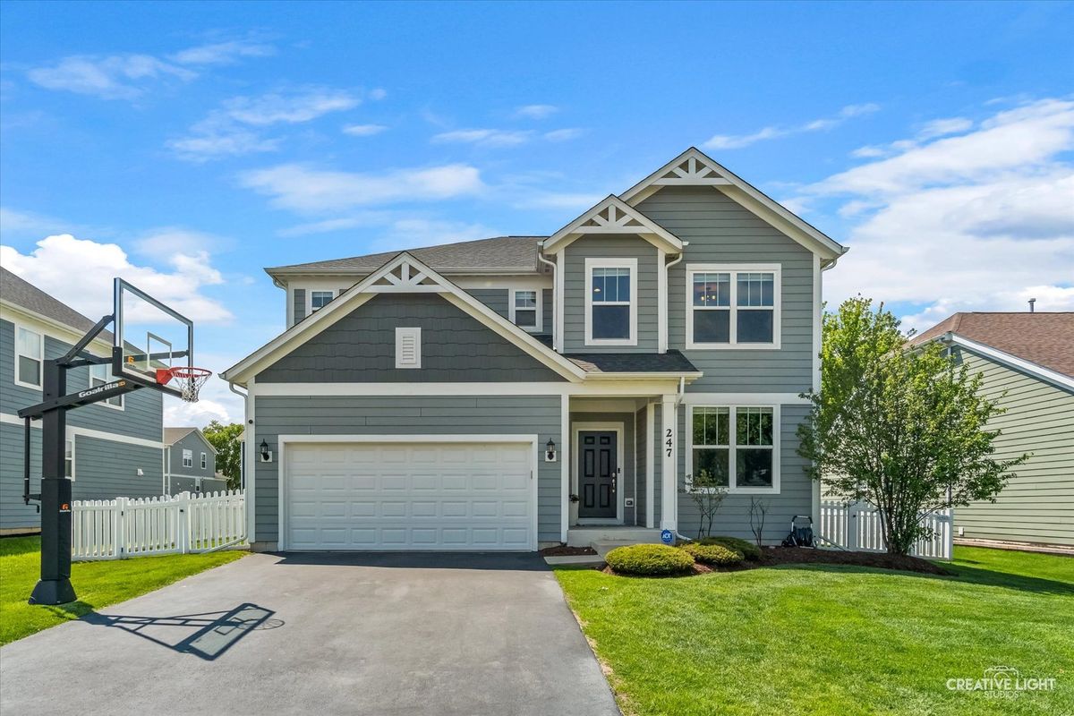 247 Carole Street, Sugar Grove, IL 60554