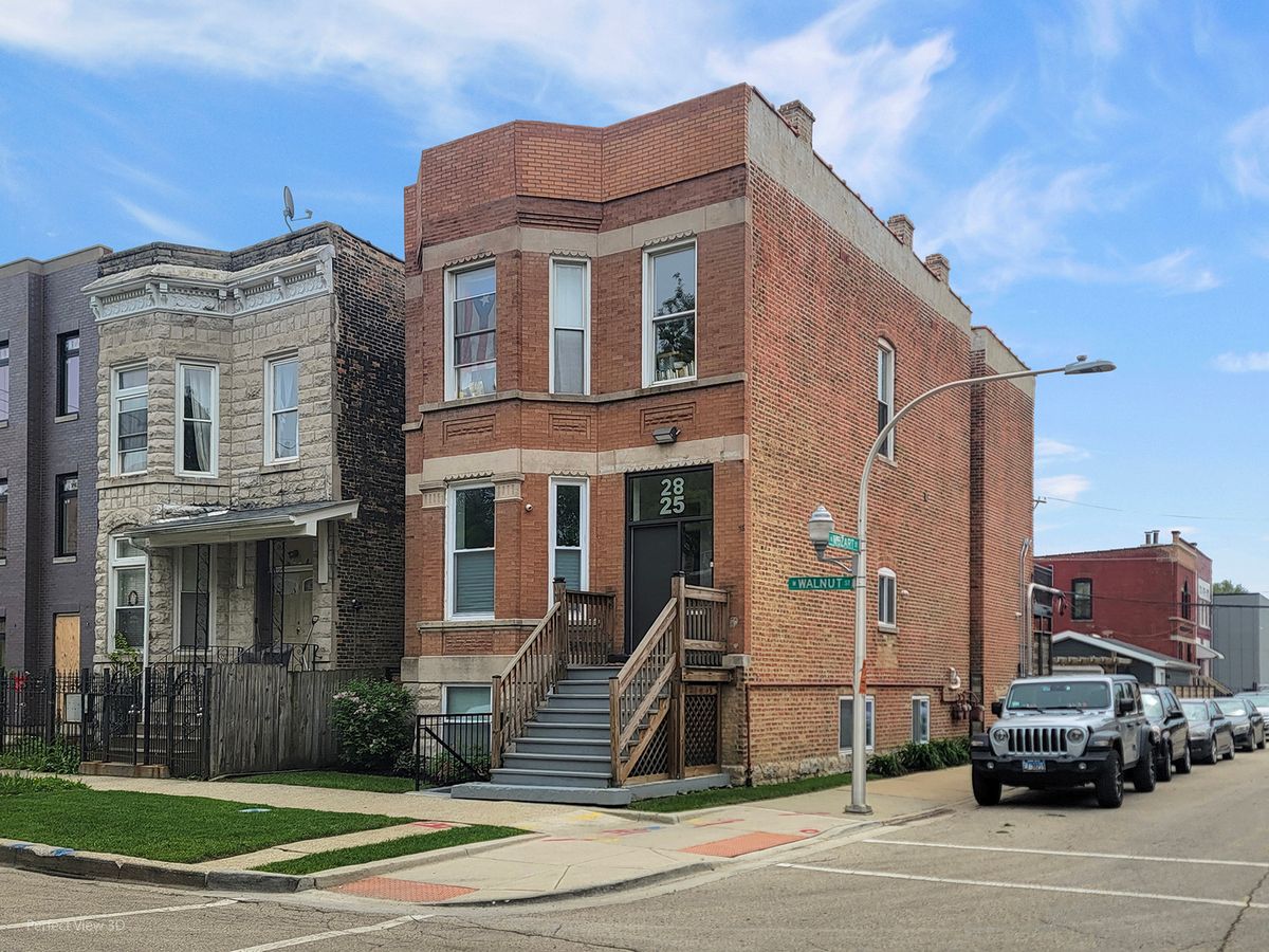 2825 Walnut Street, Chicago, IL 60612