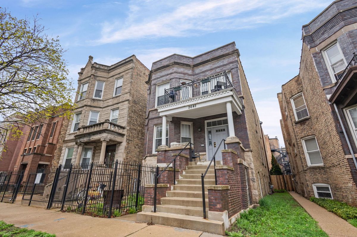 2642 Talman Avenue, Chicago, IL 60647
