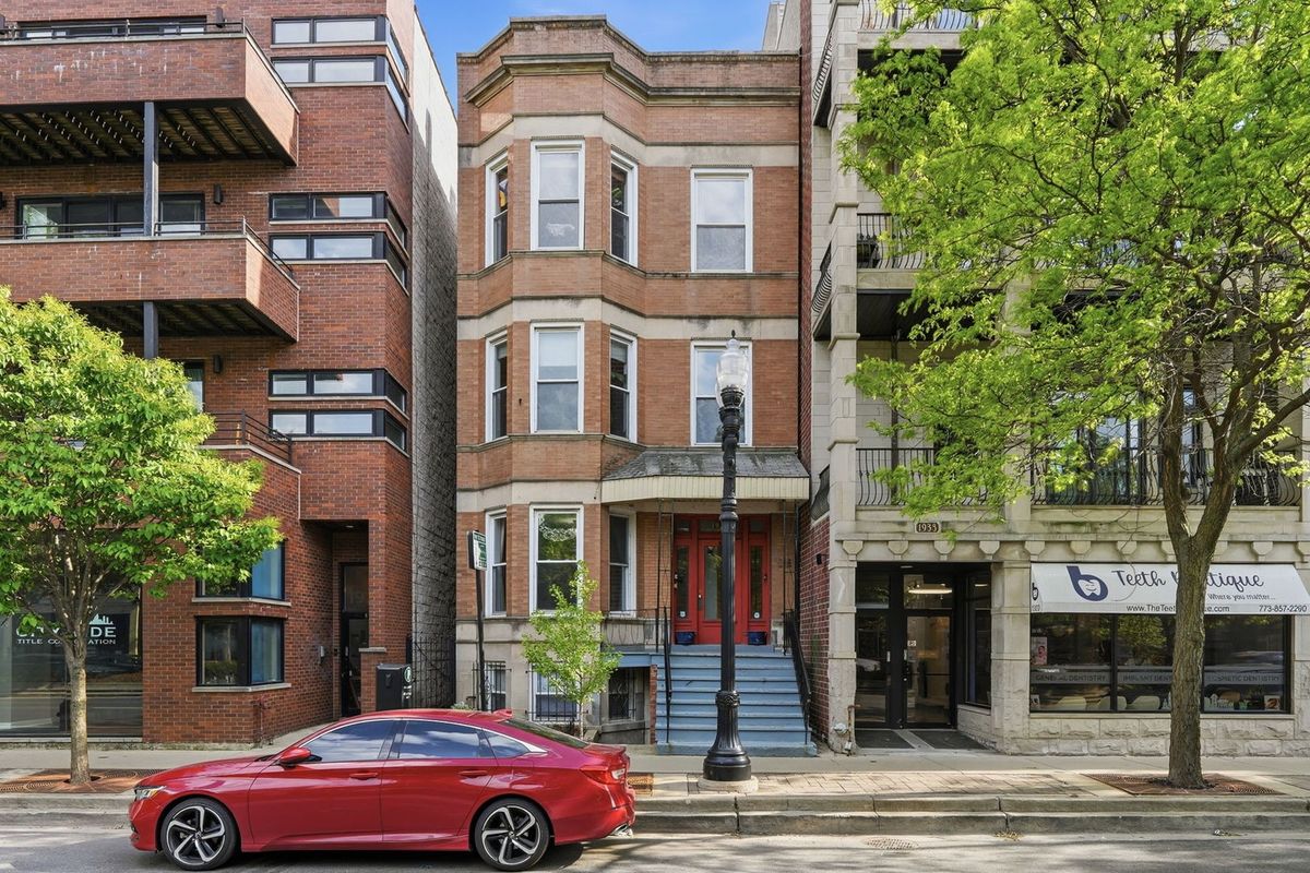 1929 IRVING PARK Road, Chicago, IL 60613