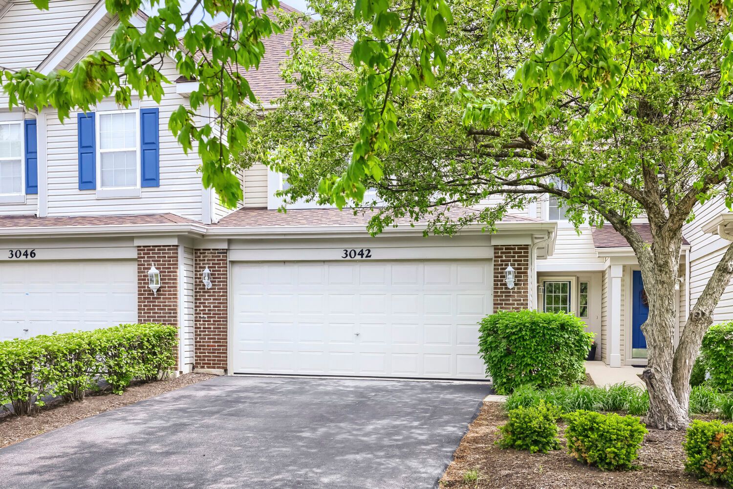 3042 Renard Lane — St. Charles, IL 60175