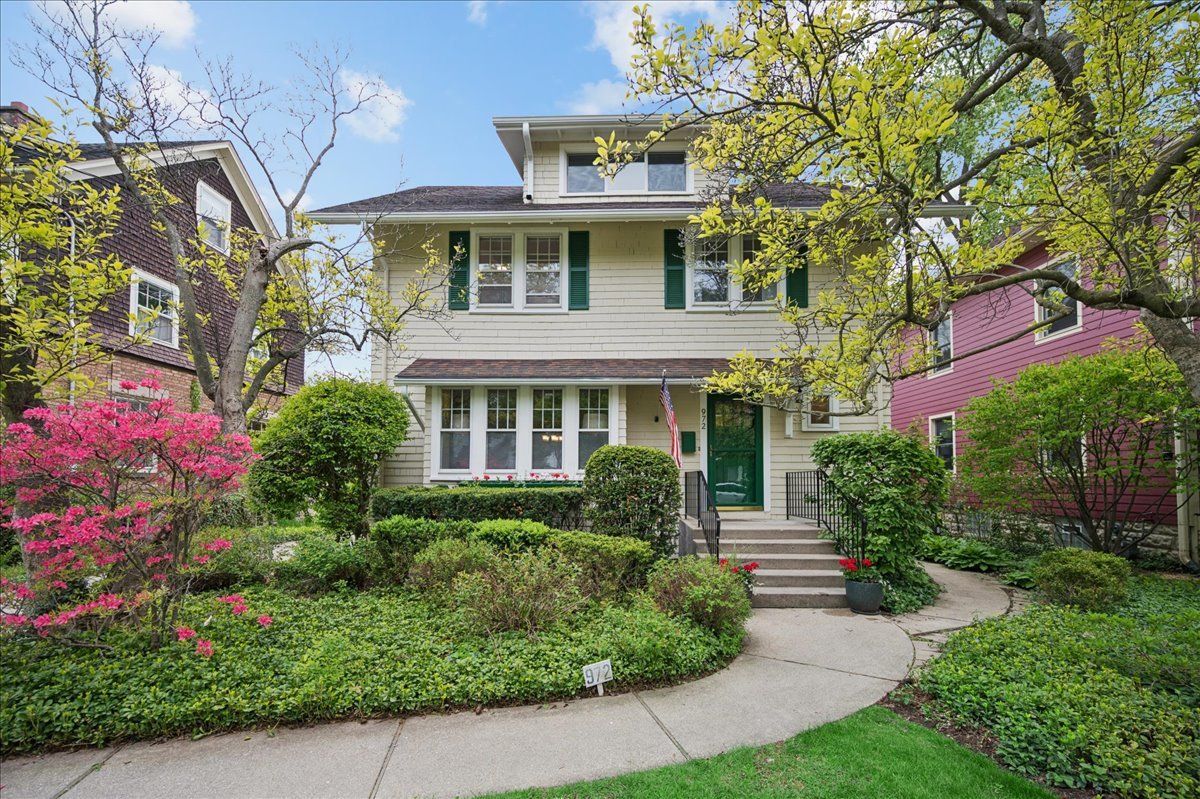 972 Elm Street, Winnetka, IL 60093