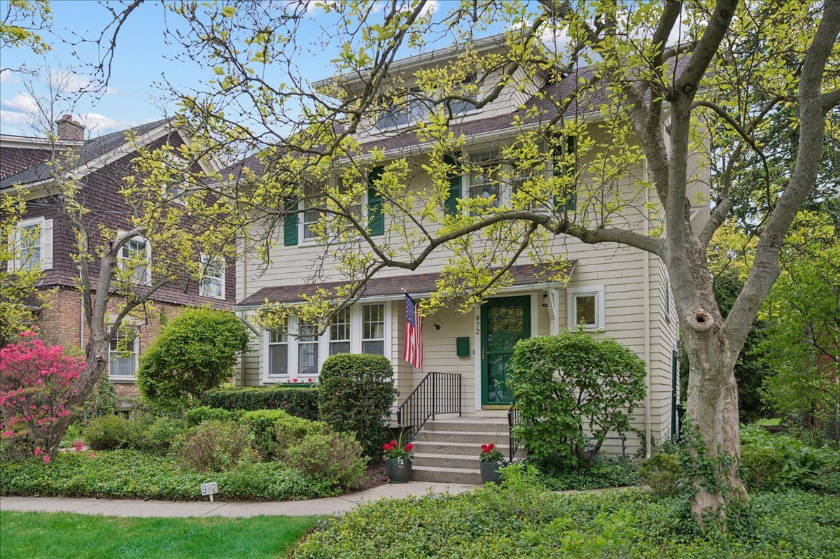 972 Elm Street, Winnetka, IL 60093