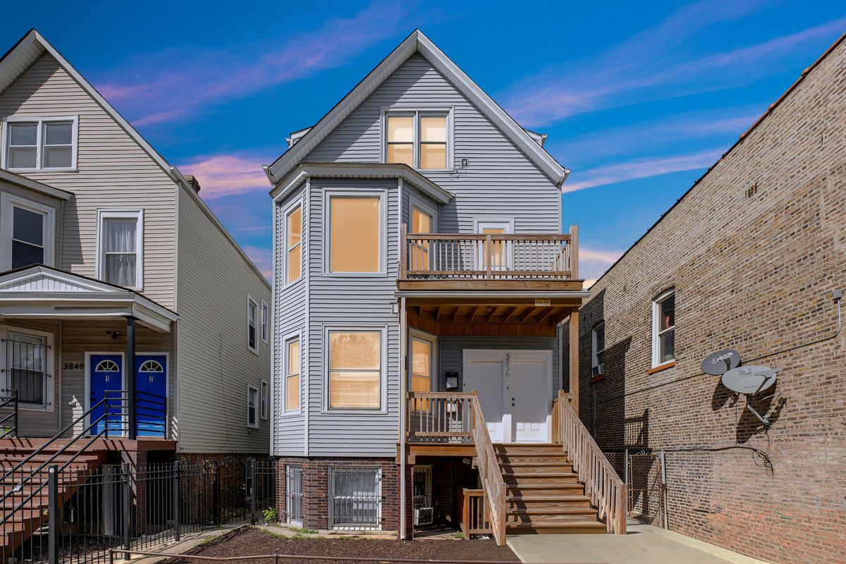 3836 Diversey Avenue, Chicago, IL 60647