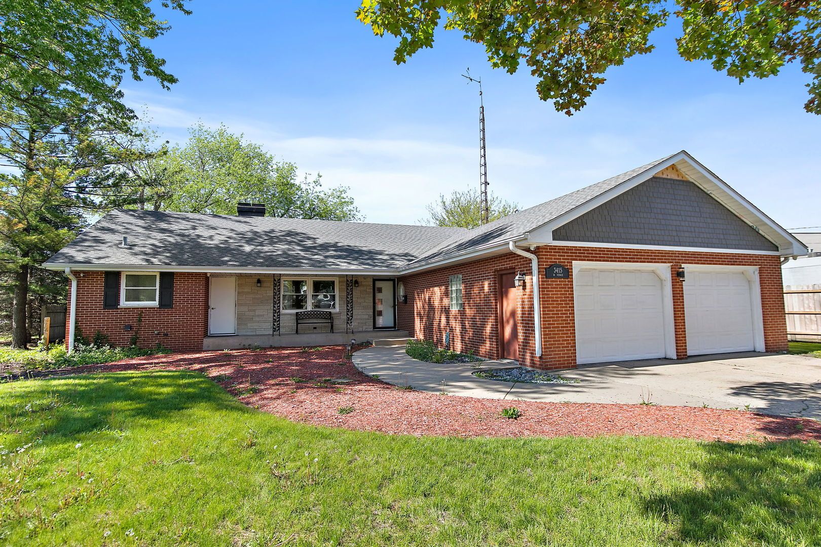 3415 Venice Avenue — McHenry, IL 60050