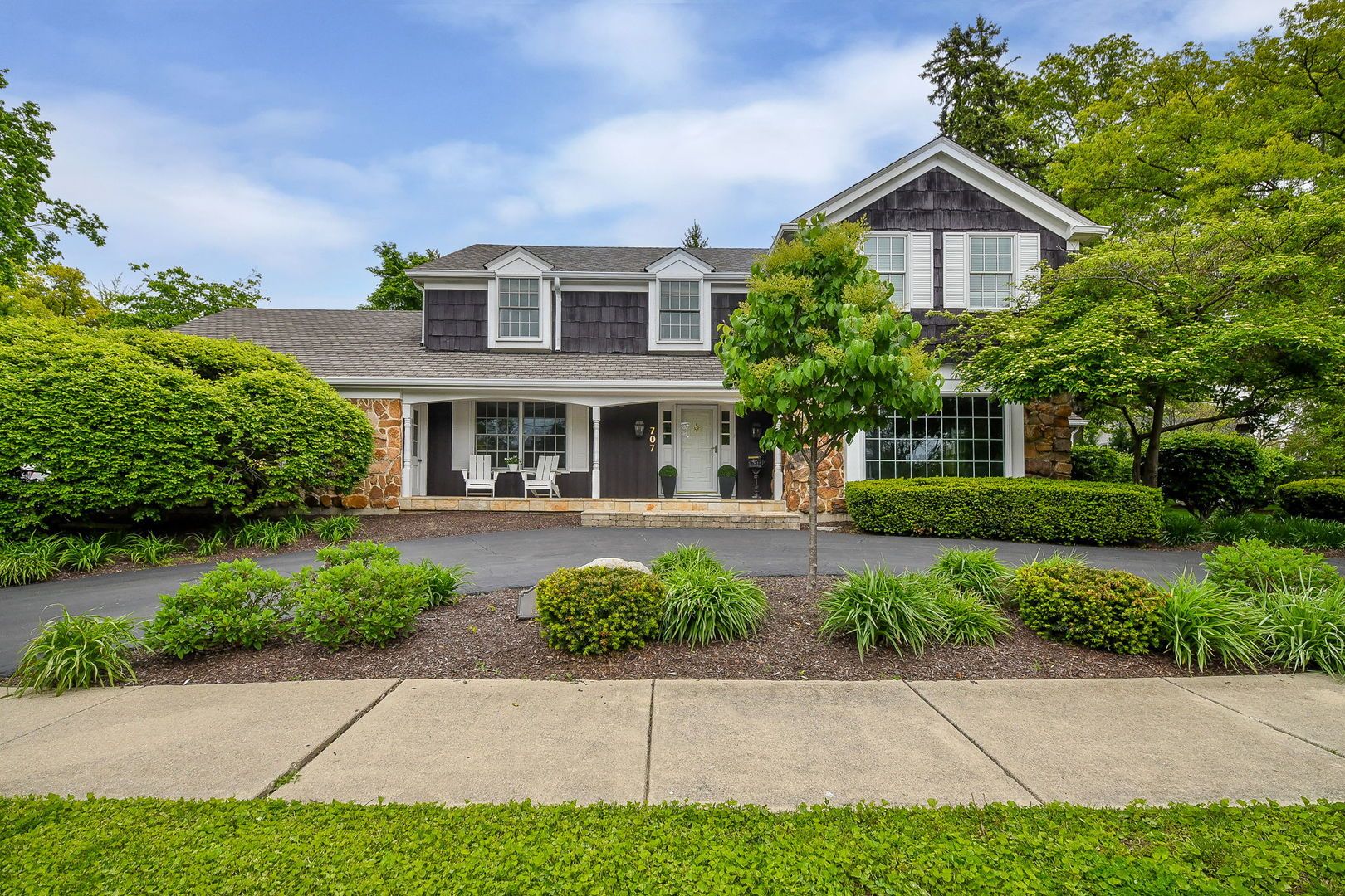 707 Gary Court — Wheaton, IL 60187