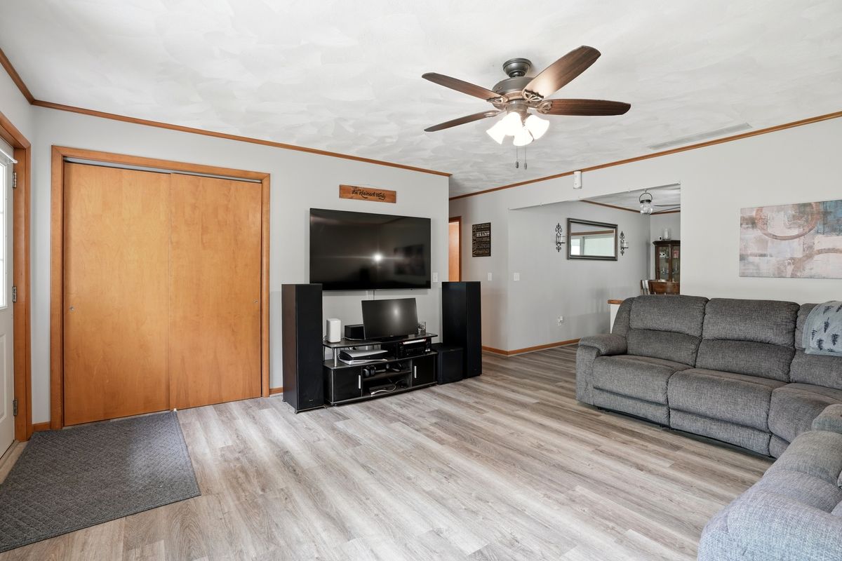 315 Peach Street, Chebanse, IL 60922