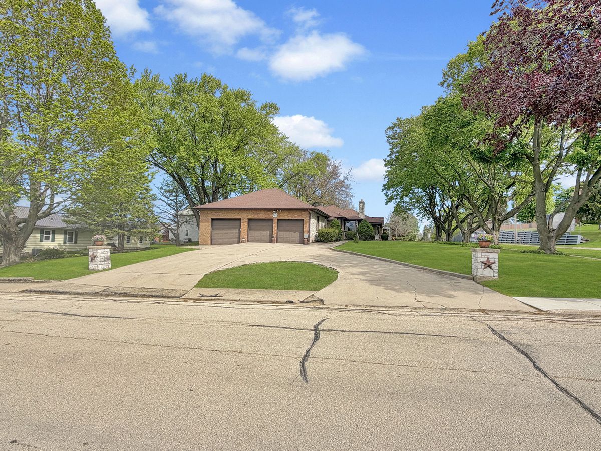 312 S Church Street, Orangeville, IL 61060